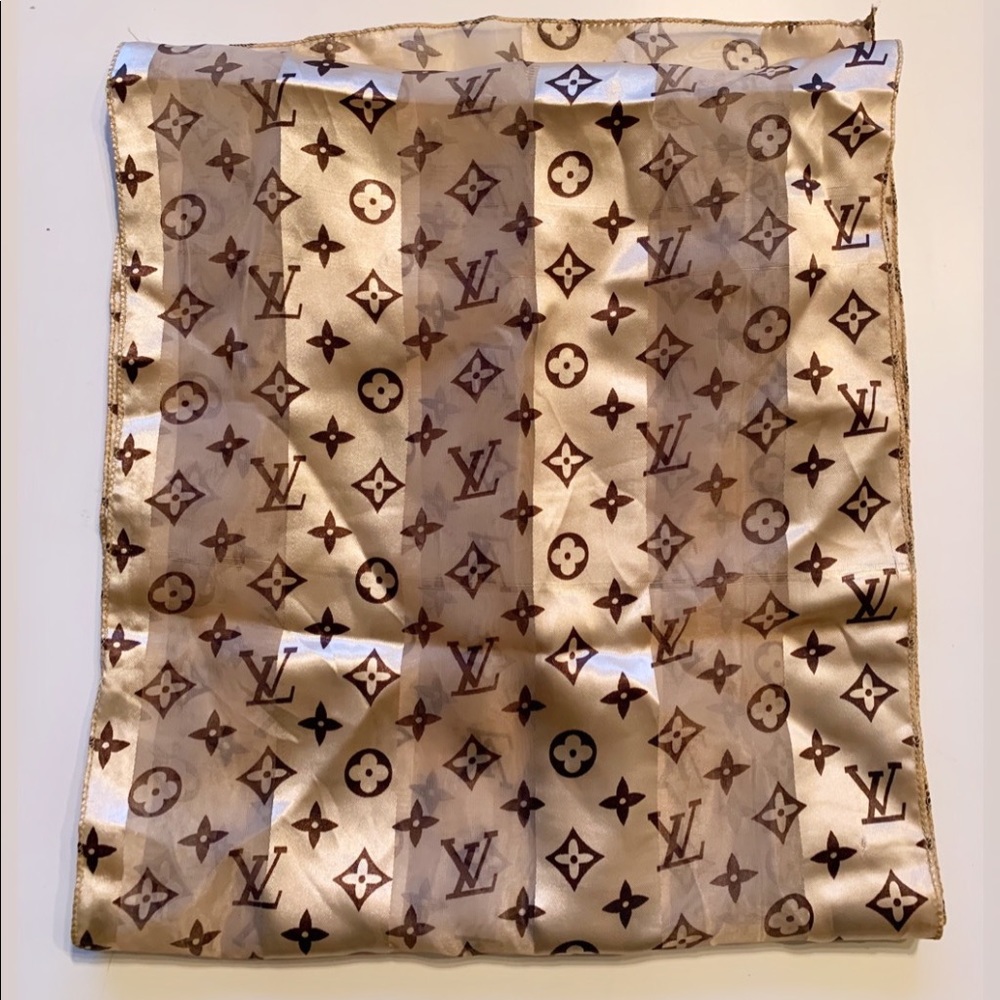 COPY - Authentic Louis Vuitton silk scarf